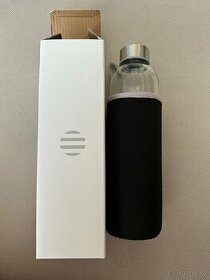 Skleněná láhev na pití