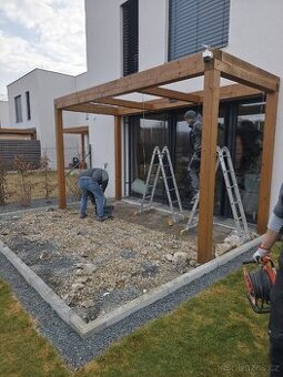 Prodám malou pergolu  k baráku