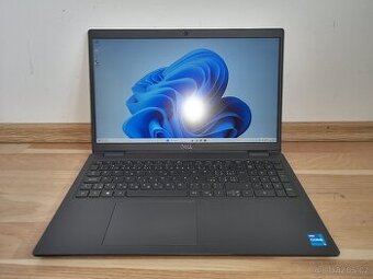 Čtyřjádrový notebook Dell Latitude 3520