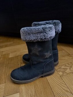 Dívčí kozačky velikosti 35