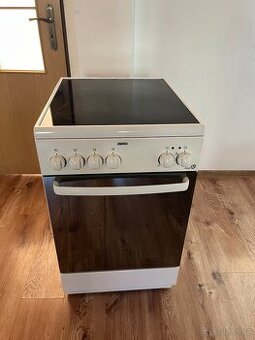 Elektrický sporák Zanussi