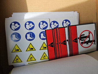 Bezpečnostní značení motorových vozíků, volat