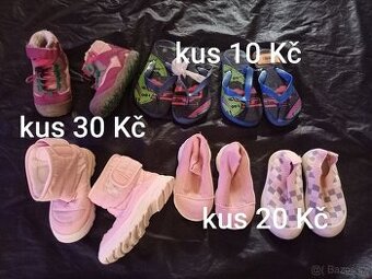 Prodám dětské boty od 10 Kč do 30 Kč