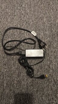 Lenovo 45W nabíječka