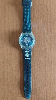 Swatch Vintage five staff