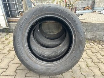 255/60/R20 Pirelli Scorpion Zero celoroční