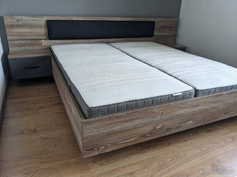 Postel s kvalitními rošty 200x180