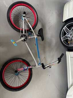 BMX kolo Sunday