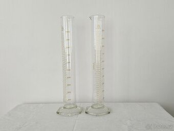 Odměrný laboratorní skleněný válec SIMAX 1000 ml