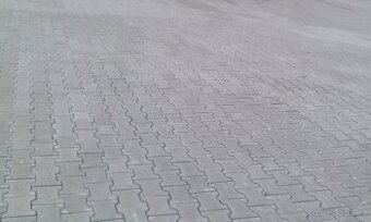 Pronajmu vyhrazené parkovací místo v centru Šumperka
