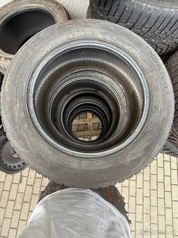 Nokian 205/60R16 - 1