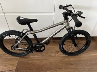 Odlehčené kolo Rascal Titanium vel. 16 - 1