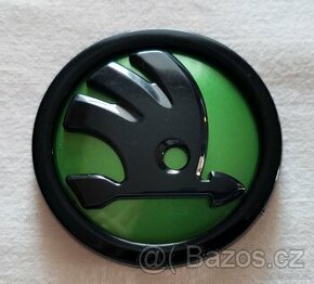 Znak Škoda tmavě zelený 80mm