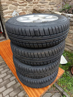 Prodám 4 kola na OA, Al disky, pneu 165/70 R13