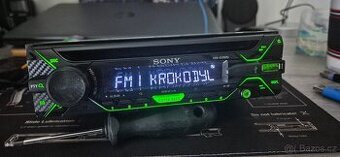 Autorádio Sony, CD mechanika, USB MP3, RDS, ISO konektory