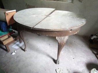 STAROŽITNÝ STŮL - 1