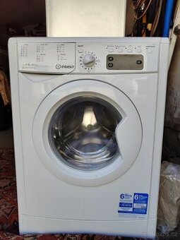Indesit IWSE 51251 C