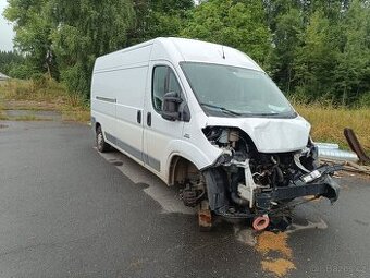 Fiat Ducato bourané.