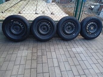 Škoda Octavia 2 velmi zachovalý stav 195/65 R15