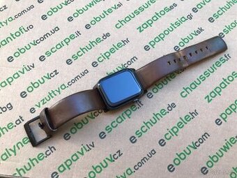 Apple Watch Series 5 44mm / spacegray/černý