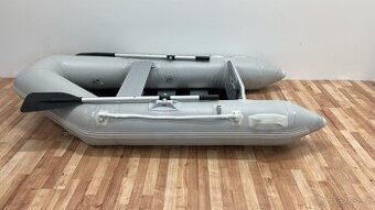 Nafukovací člun s motorem – kompletní sada