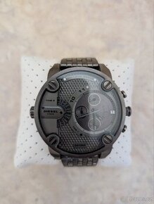 Pánské hodinky DIESEL Little Daddy DZ7363