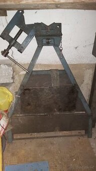 Instalatérský svěrák