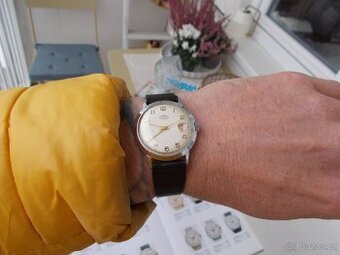 vzacne trezorovky origo stav hodinky prim rok 1960 funkcni