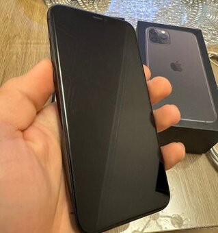 Iphone 11 pro 64gb velmi dobry stav