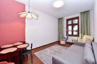 Pronájem bytu 2+1 42 m2+sklep, ul. Neklanova, Praha 2