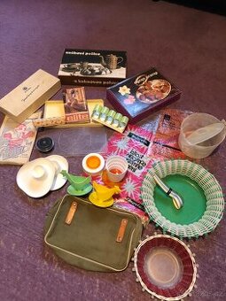 Retro obaly, krabice, plastové ošatky, stojánky vajíčka,domá - 1