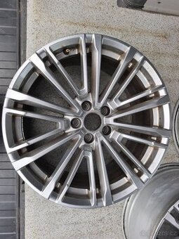 Audi originální Alu kola A5/S5 19'