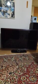 TV Philips, model 46PFL7605H/12 + set-top box - 1