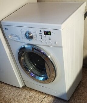 Pračka automatická