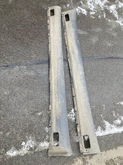 Plastové prahy Porsche Cayenne 2 rok 2013