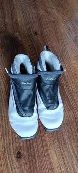 Běžecké boty SNS