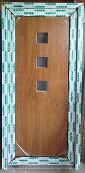 Plastové vchodové dveře