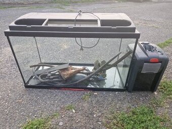 Prodám akvárium s externí filtrací