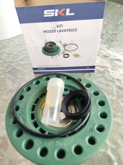 Dám levně nová ložiska na pračku AEG