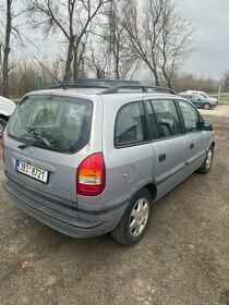 Opel zafira - 1