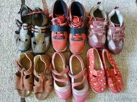 Dívčí boty vel. 31 - 32, balík - 6 párů