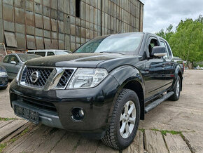 naftový Nissan Navara 2010 172000km 140000kw