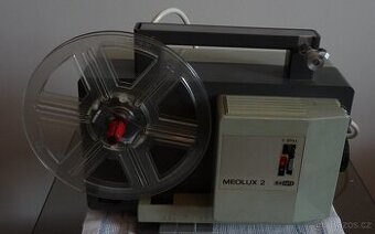 Prodám: promítačka 8 mm MEOLUX 2
