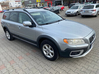Volvo XC70 D5 AWD Manuál