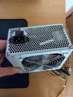 ATX Zdroj 500W – tichý, stabilní, spolehlivý - 1