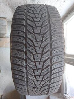 Hankook icept evo3