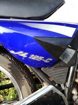 Adams 125 - 1