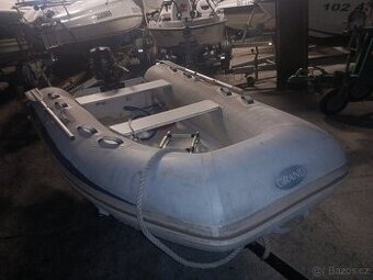 RIB Grand S 300 motorem 5 HP čtyř takt