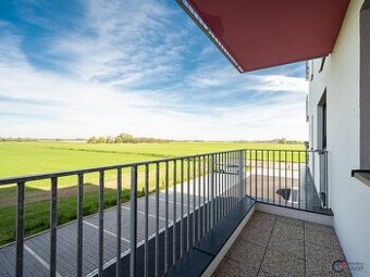 Pronájem bytu 2+kk s balkónem a parkovacím stáním, Dašice