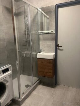 Byt 2+1 s lodžií 60m Praha 4